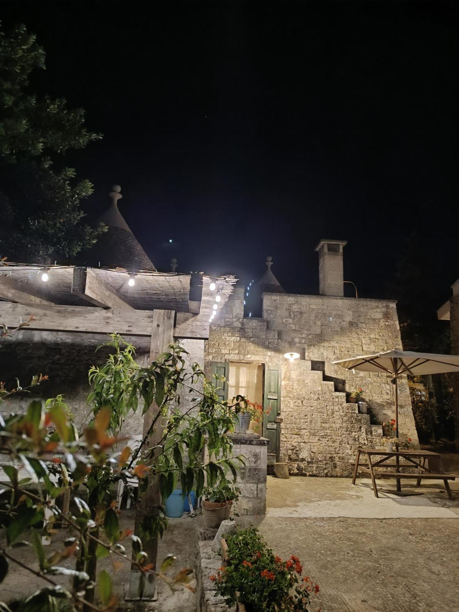 マルティナ・フランカ Trullo Galeottoヴィラ エクステリア 写真