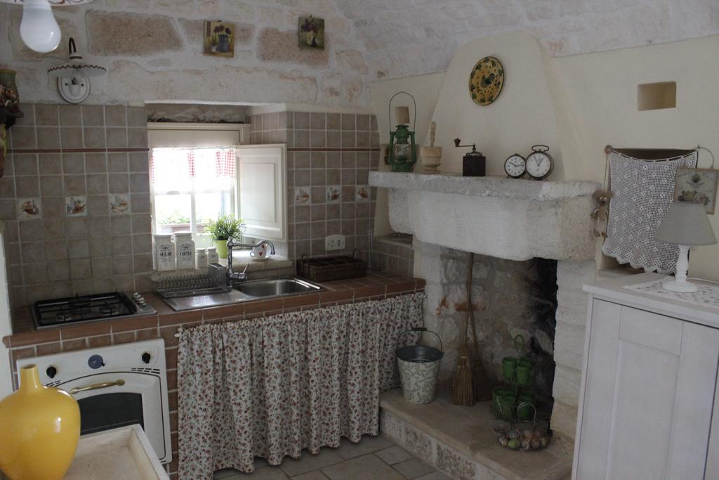 マルティナ・フランカ Trullo Galeottoヴィラ エクステリア 写真